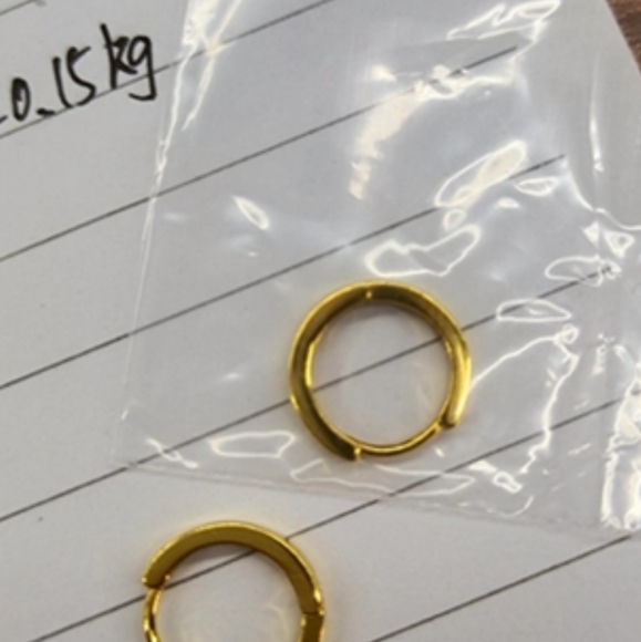 NEW 18k Gold Vermeil Hoop Earrings - Picture 14 of 15